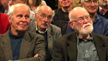 Henk Helmers tijdens lezing